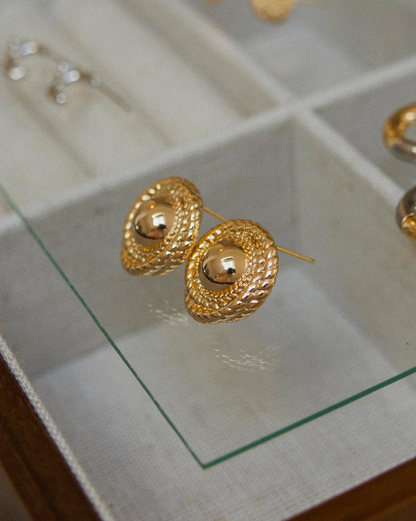 In love with the past earrings