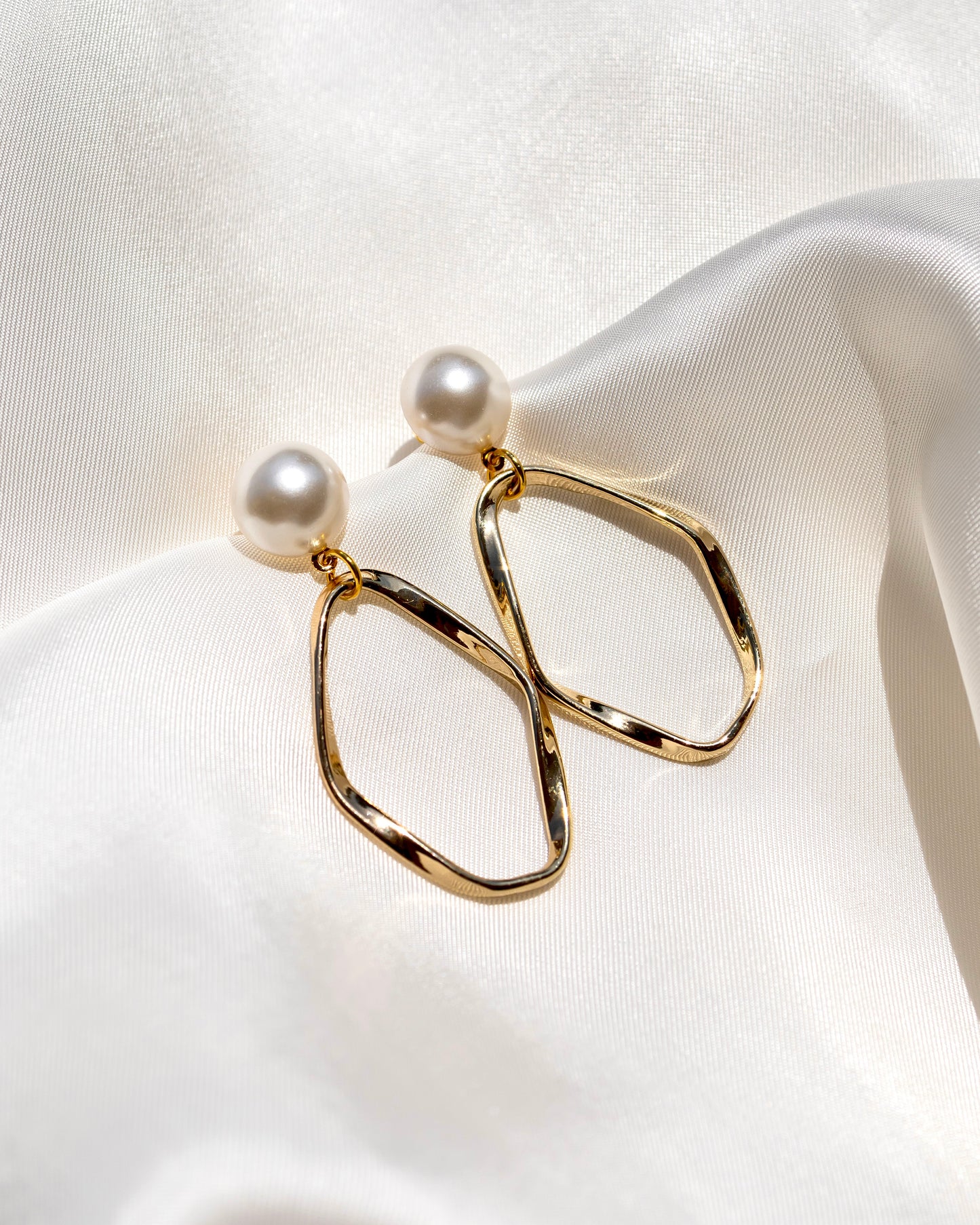 Zrihtane earrings