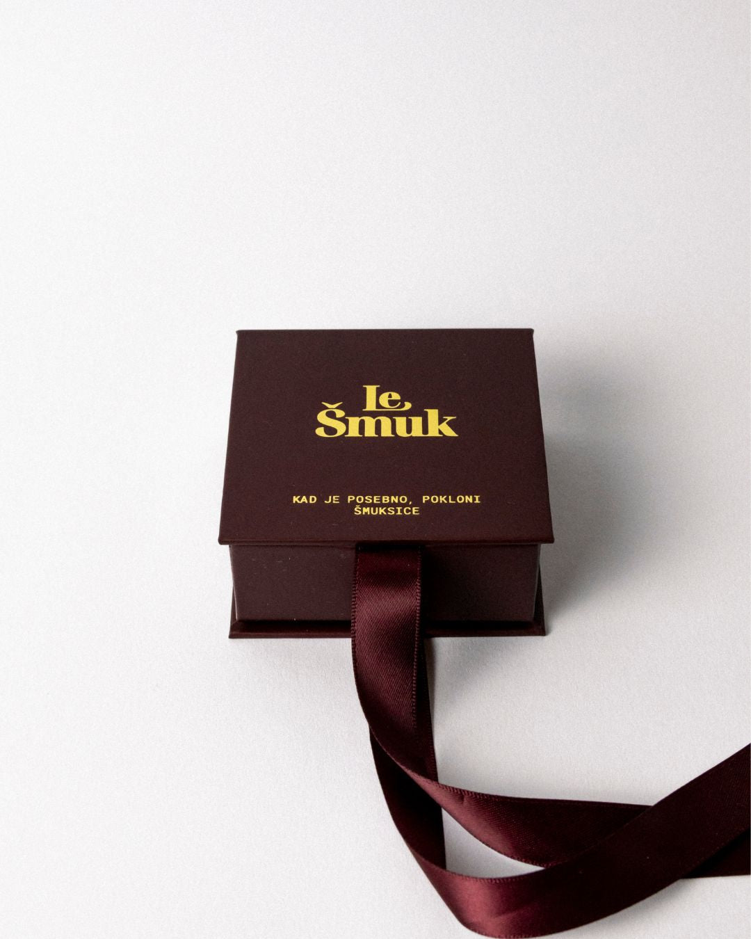 Le Šmuk poklon kutija