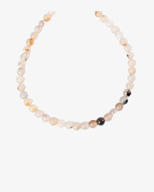Flâneur necklace in white